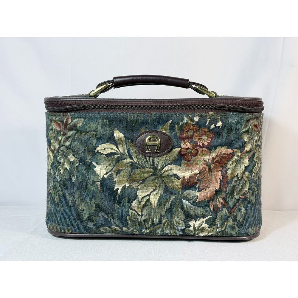 Etienne Aigner Tapestry Travel Case Luggage Make Up Vanity Carry on Train EUC